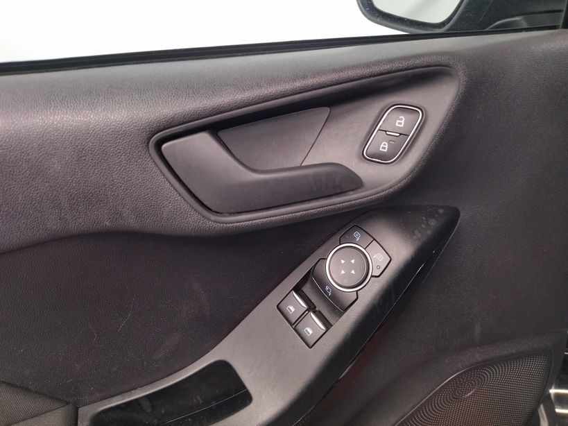 FORD FIESTA 2020 - Photo n°24