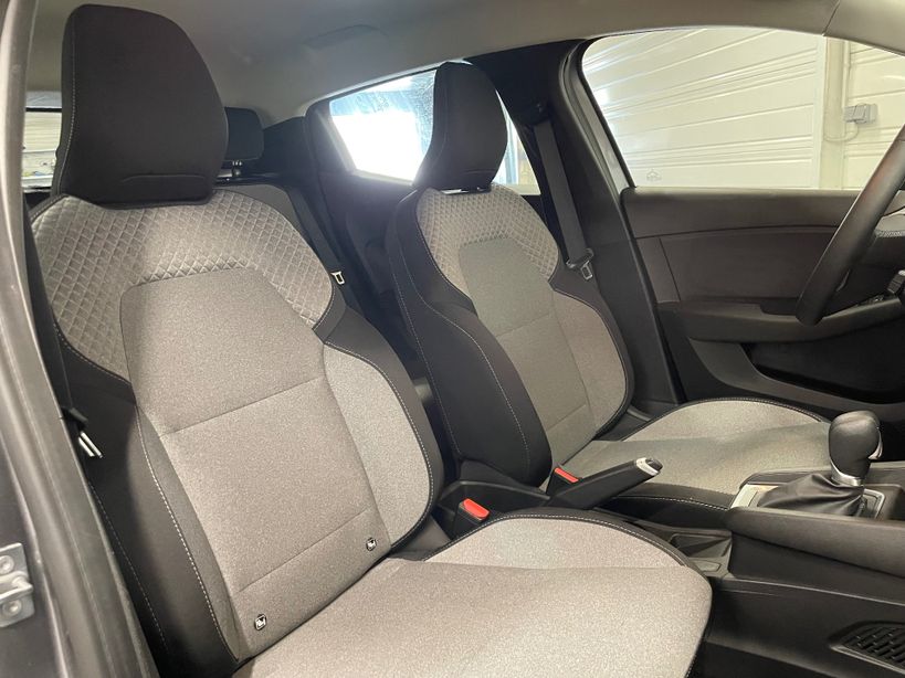 RENAULT CLIO V 2024 - Photo n°11