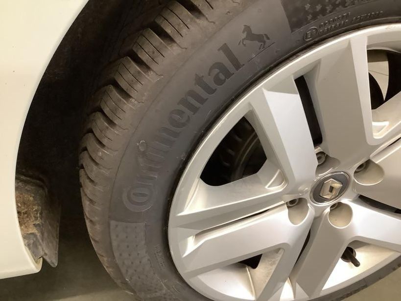 RENAULT CLIO V 2021 - Photo n°2