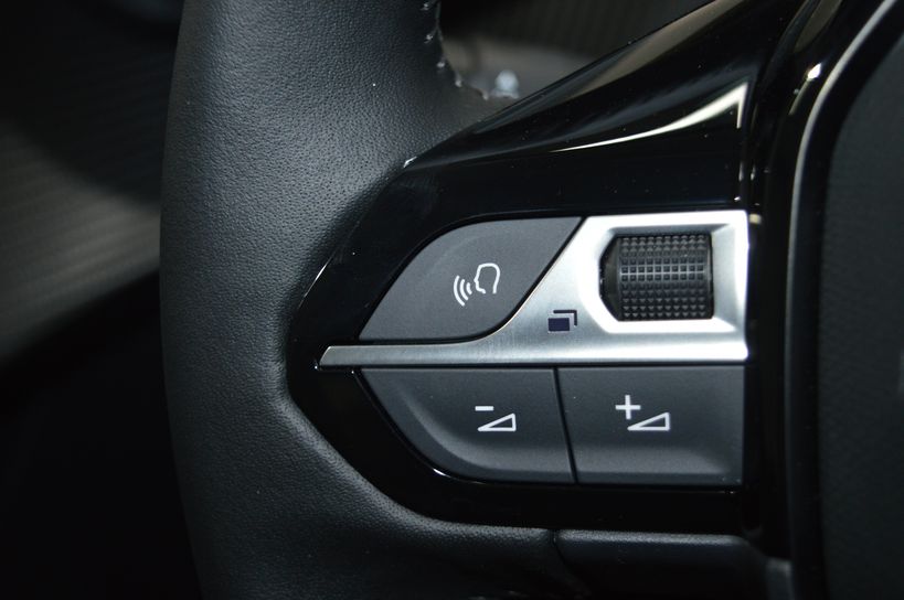 PEUGEOT 208 2022 - Photo n°22