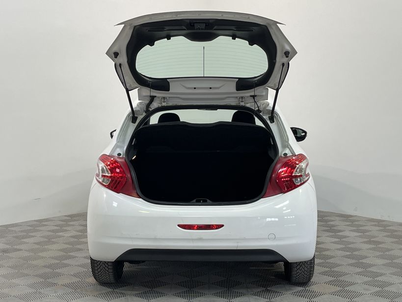 PEUGEOT 208 2015 - Photo n°40