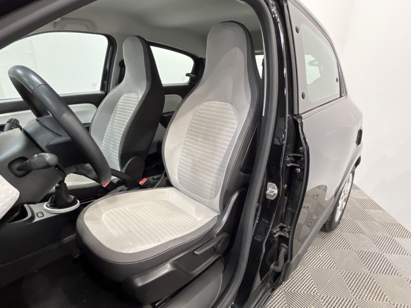 RENAULT TWINGO III 2021 - Photo n°9