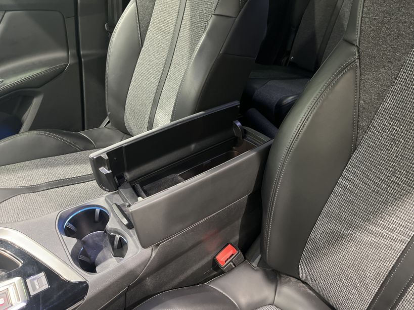 PEUGEOT 5008 2018 - Photo n°20