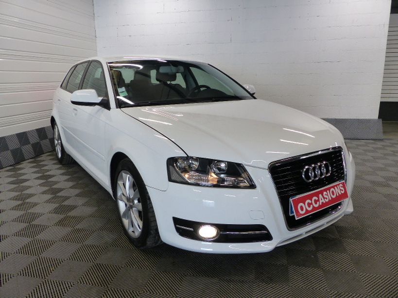 AUDI A3 SPORTBACK 2010 - Photo n°3