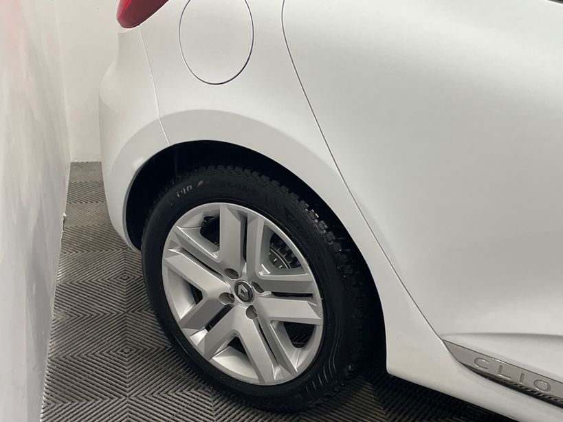 RENAULT CLIO V 2021 - Photo n°4