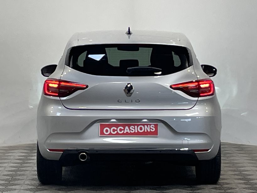 RENAULT CLIO V 2023 - Photo n°6