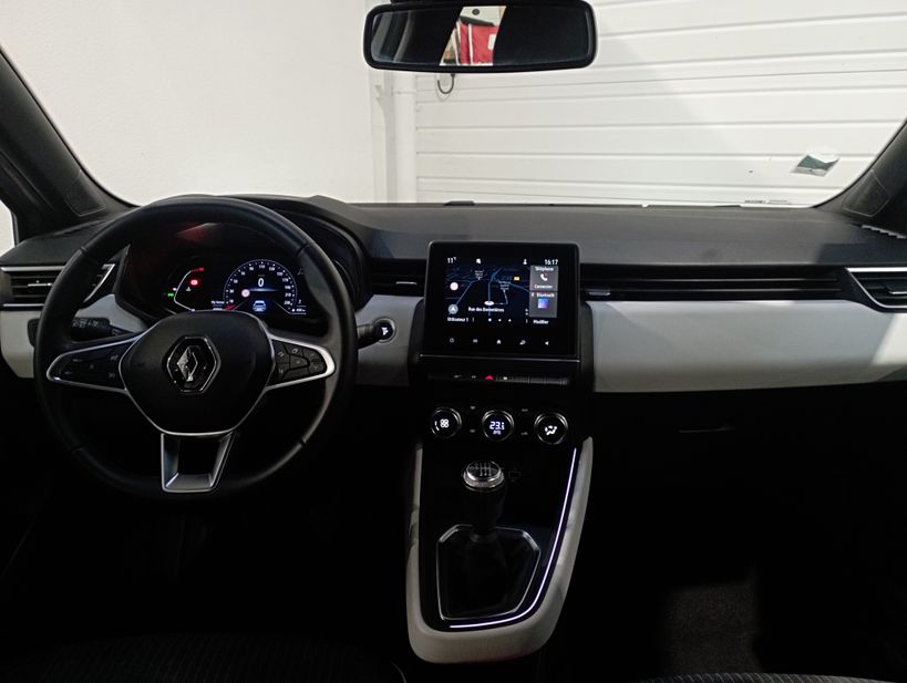 RENAULT CLIO V 2021 - Photo n°12