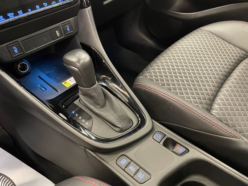 TOYOTA YARIS HYBRIDE MY20 2022 - Photo n°23