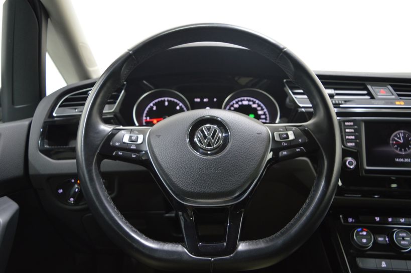 VOLKSWAGEN TOURAN 2016 - Photo n°12