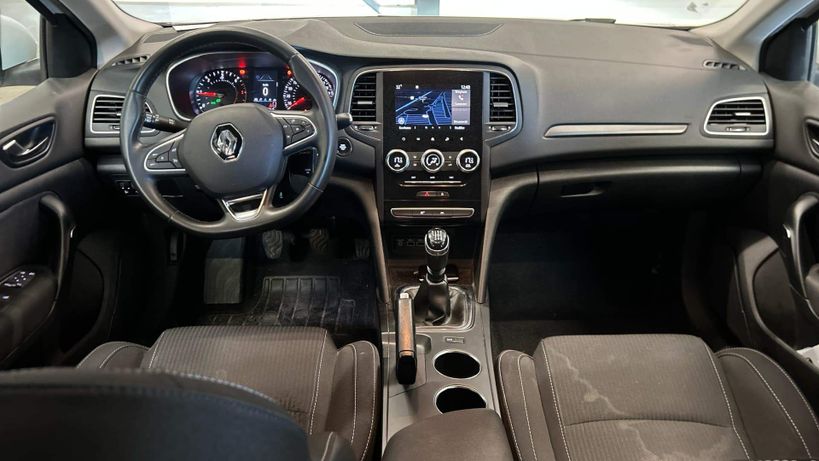 RENAULT MEGANE IV BERLINE 2022 - Photo n°11
