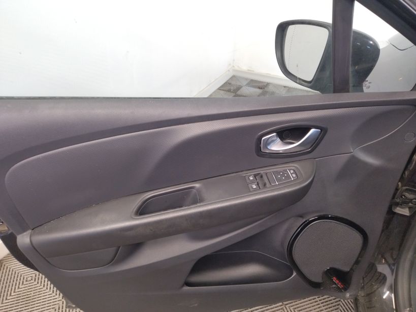 RENAULT CLIO IV ESTATE BUSINESS 2017 - Photo n°9