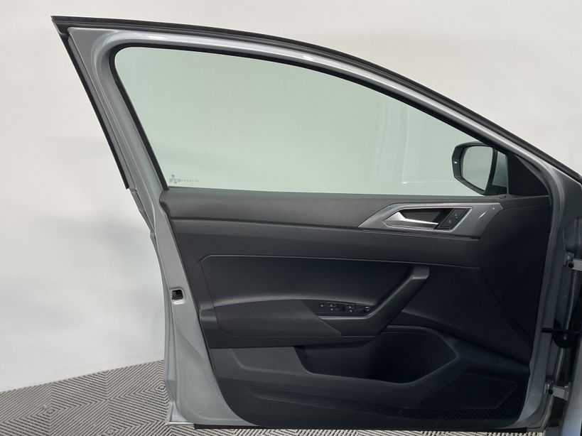 VOLKSWAGEN POLO 2018 - Photo n°21