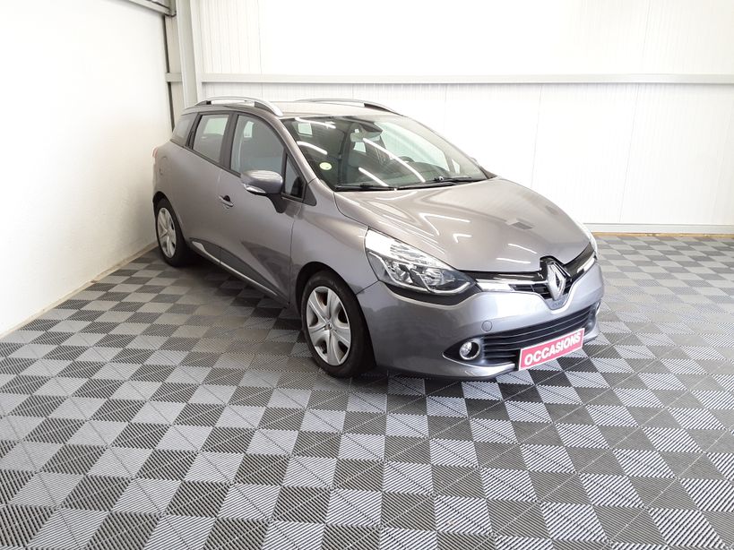 RENAULT CLIO IV ESTATE 2016 - Photo n°2