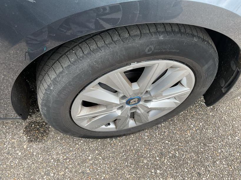 RENAULT MEGANE IV ESTATE 2021 - Photo n°3