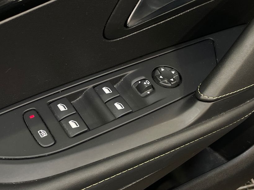 PEUGEOT 208 2023 - Photo n°32