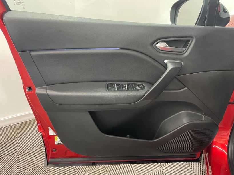 RENAULT CAPTUR 2022 - Photo n°35