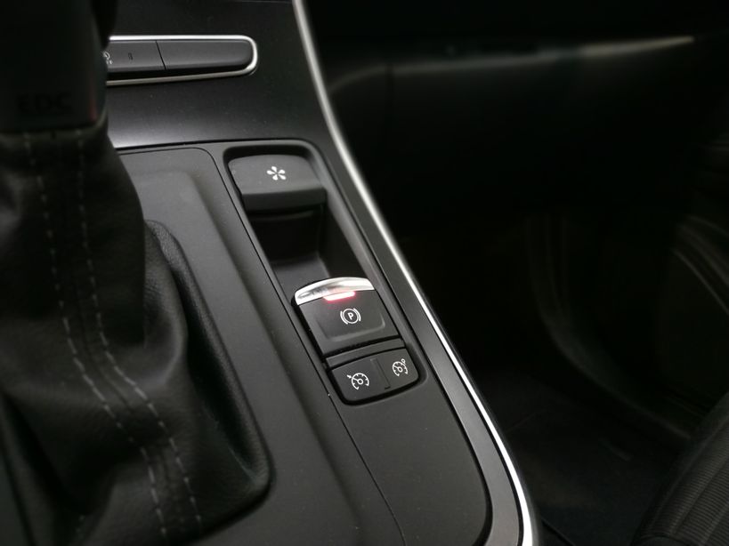 RENAULT SCENIC IV 2018 - Photo n°25