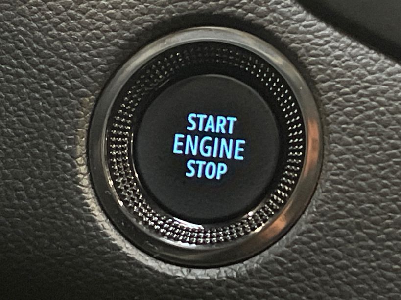 RENAULT MEGANE IV BERLINE 2022 - Photo n°31