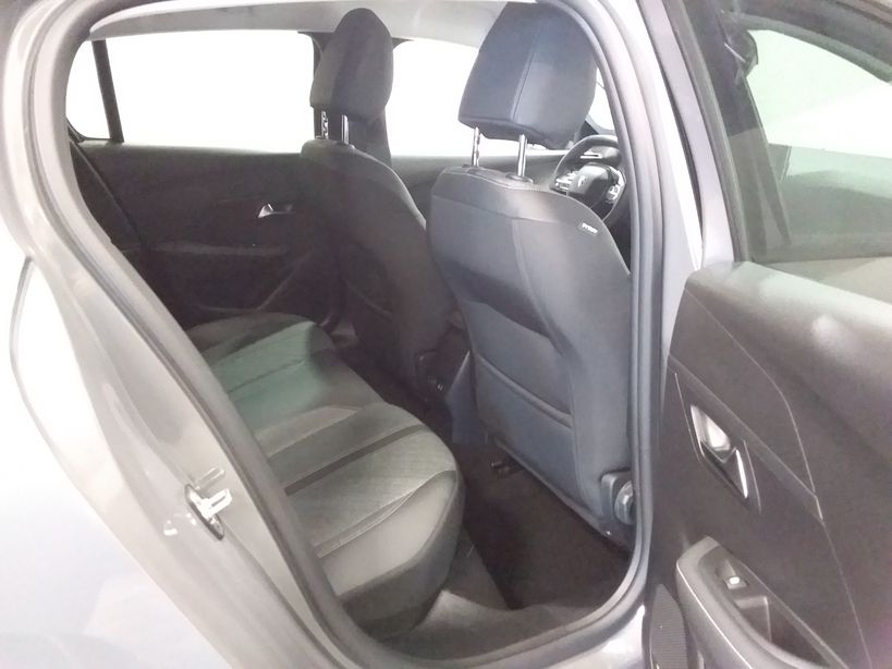 PEUGEOT 208 2024 - Photo n°8