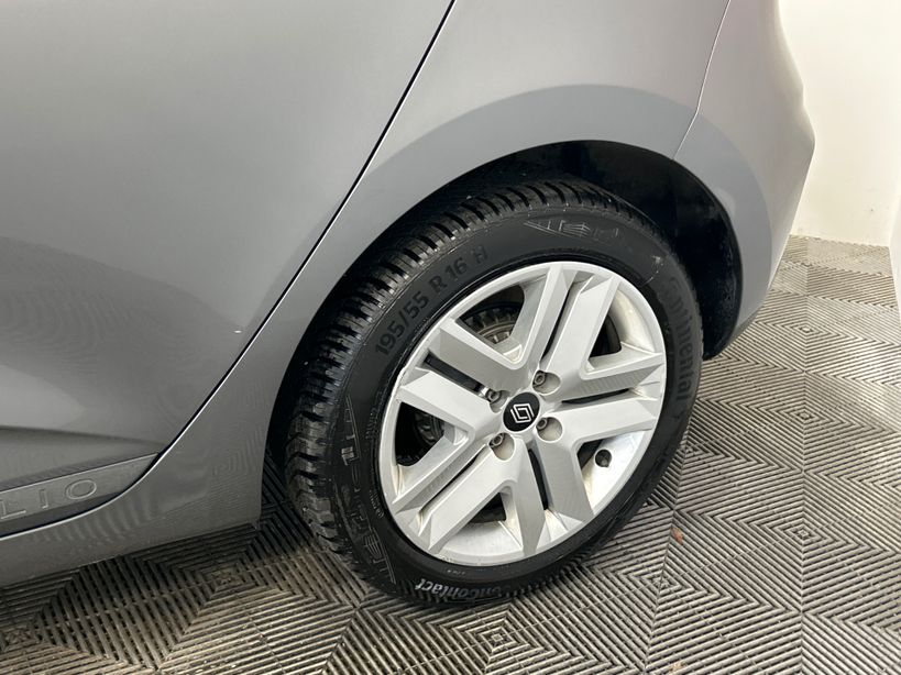 RENAULT CLIO V 2024 - Photo n°8