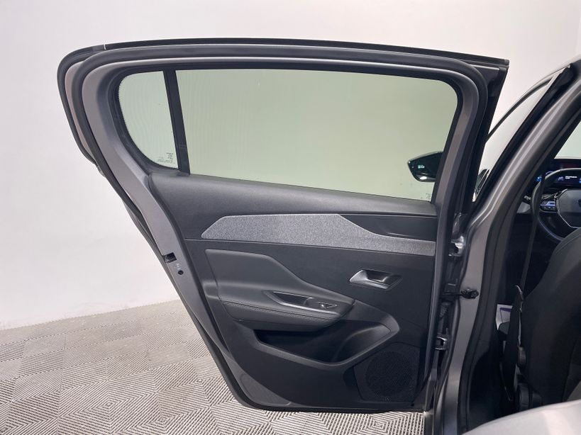 PEUGEOT 308 2023 - Photo n°42