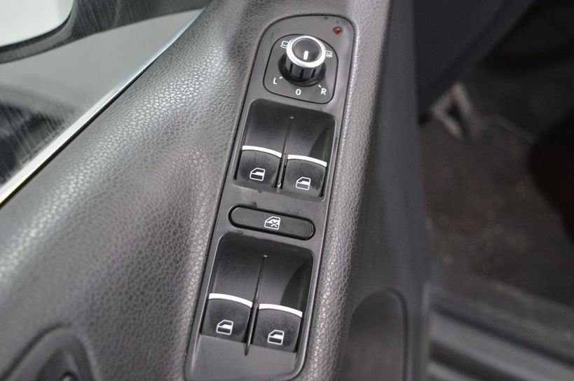 VOLKSWAGEN TIGUAN 2015 - Photo n°26