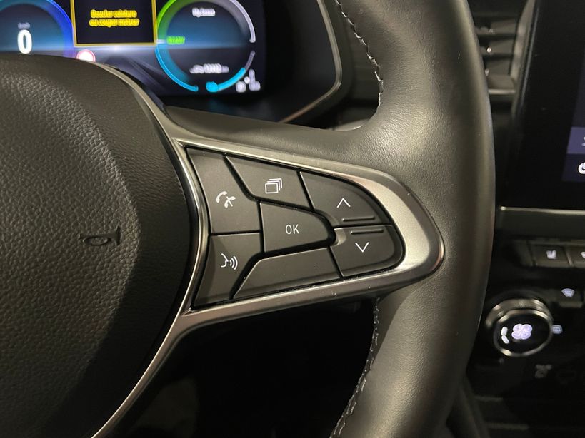 RENAULT CAPTUR 2023 - Photo n°31