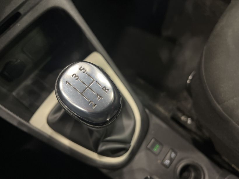 RENAULT CAPTUR 2018 - Photo n°18