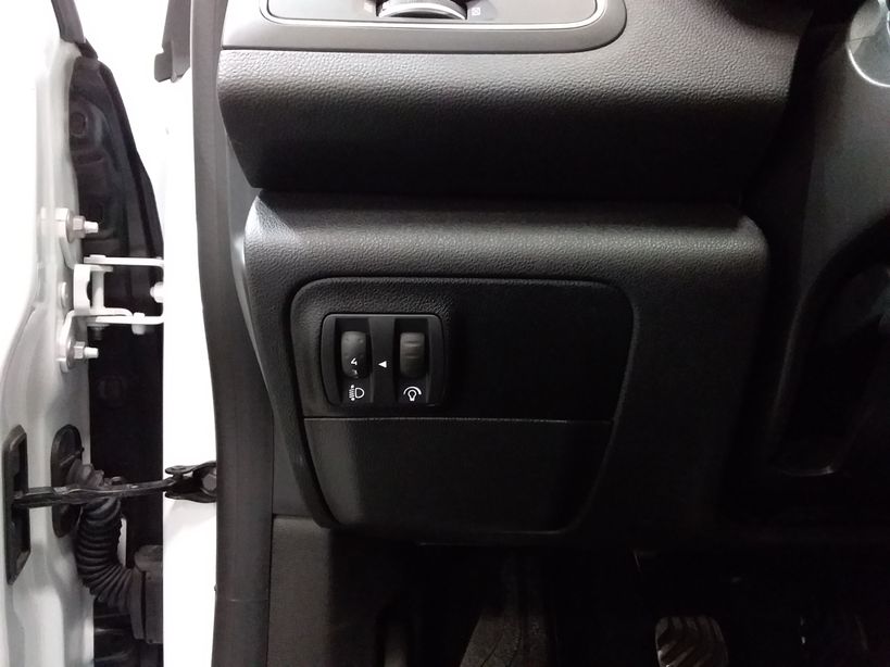RENAULT MEGANE IV BERLINE 2021 - Photo n°22