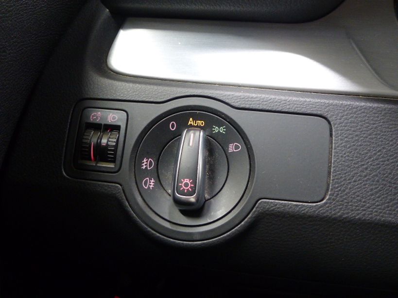 VOLKSWAGEN PASSAT 2014 - Photo n°11