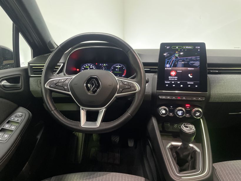 RENAULT CLIO V 2022 - Photo n°10