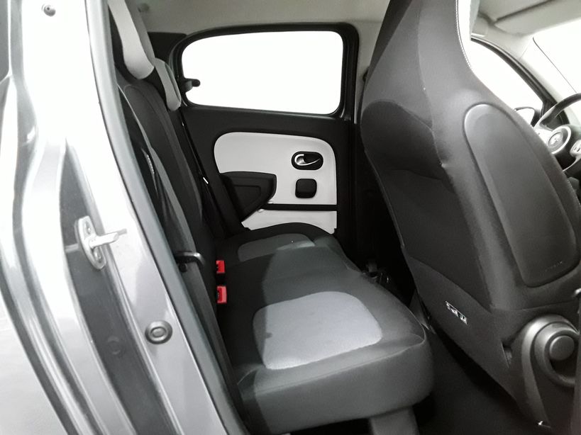 RENAULT TWINGO III 2019 - Photo n°6