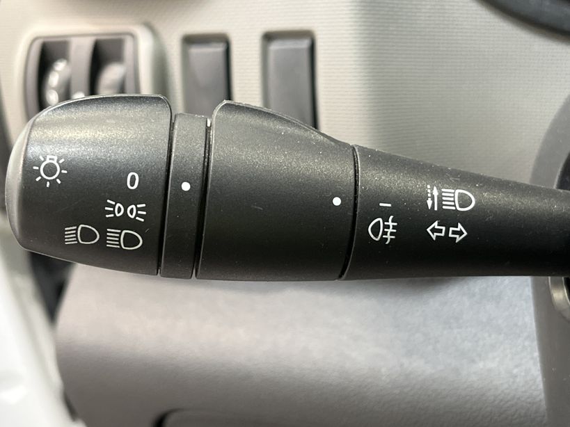 RENAULT TRAFIC FOURGON 2019 - Photo n°27