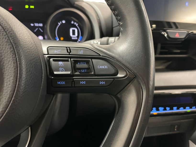 TOYOTA YARIS HYBRIDE MY22 2022 - Photo n°18