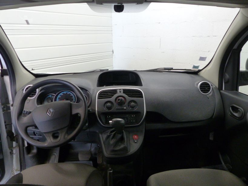 RENAULT KANGOO EXPRESS ZE 2018 - Photo n°17