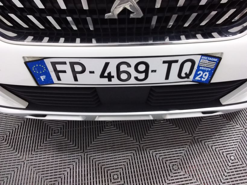 PEUGEOT 3008 2020 - Photo n°8