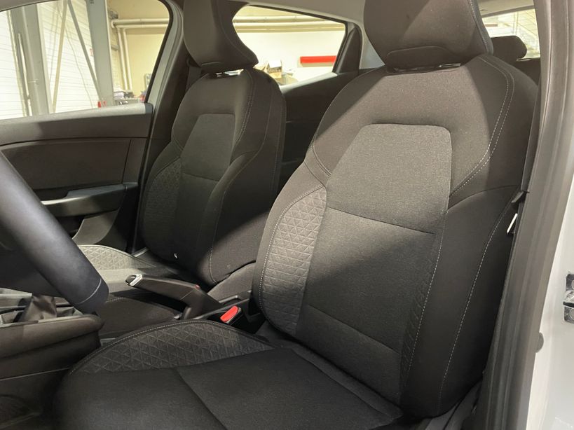 RENAULT CLIO V 2021 - Photo n°11