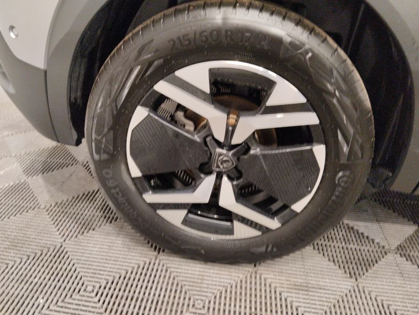 PEUGEOT 2008 ELECTRIQUE 2025 - Photo n°4