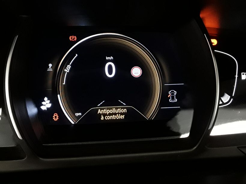 RENAULT SCENIC IV 2019 - Photo n°10