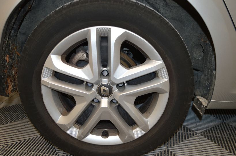 RENAULT MEGANE IV BERLINE BUSINESS 2017 - Photo n°5