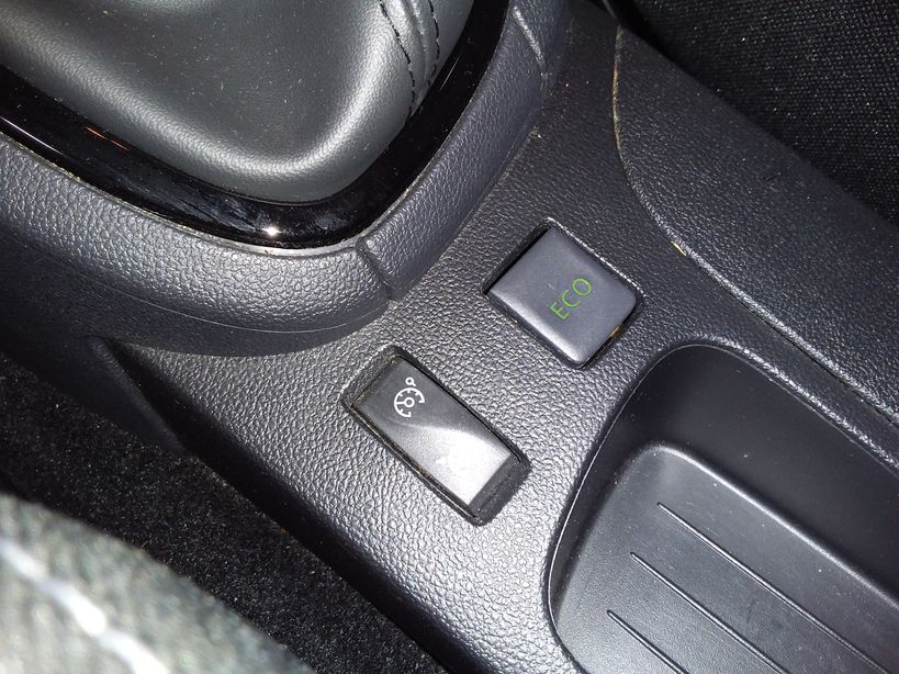 RENAULT CLIO IV BUSINESS 2017 - Photo n°18