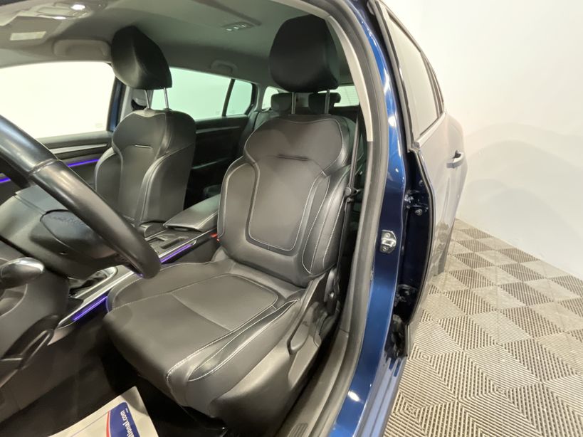 RENAULT MEGANE IV ESTATE 2020 - Photo n°9