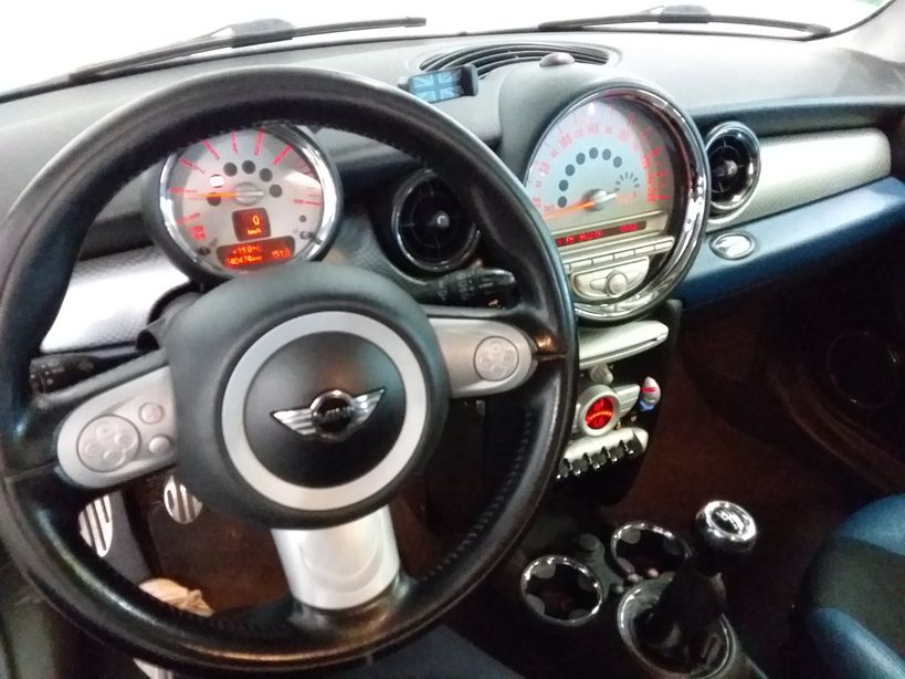 MINI HATCH R56 2010 - Photo n°24