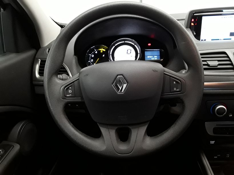 RENAULT MEGANE III SOCIETE 2015 - Photo n°18