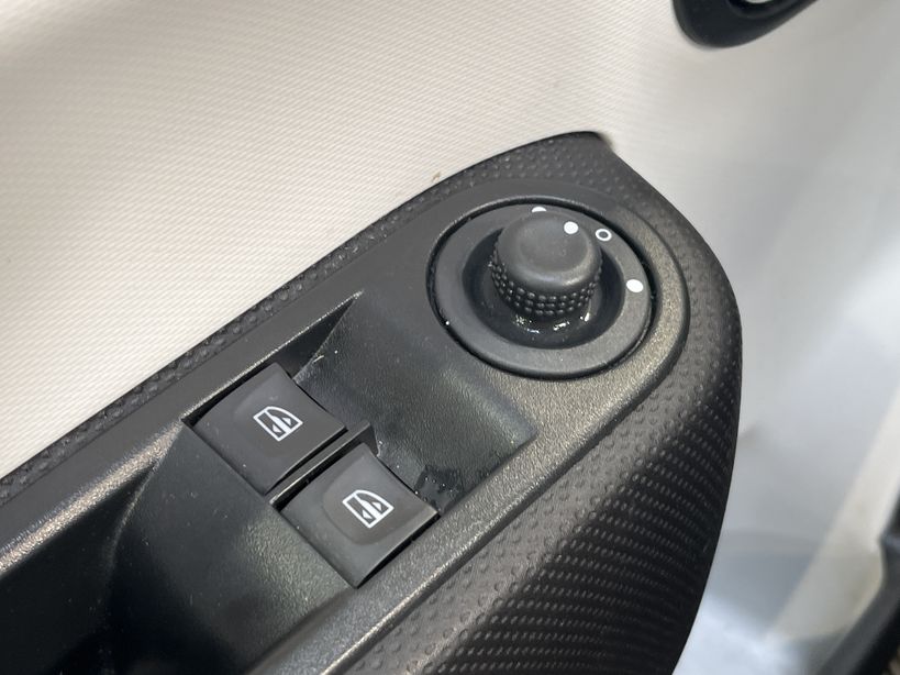 RENAULT TWINGO III 2021 - Photo n°30