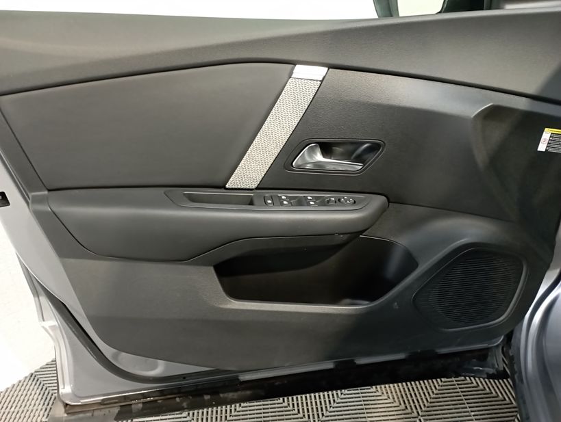 CITROEN C4 X 2023 - Photo n°38