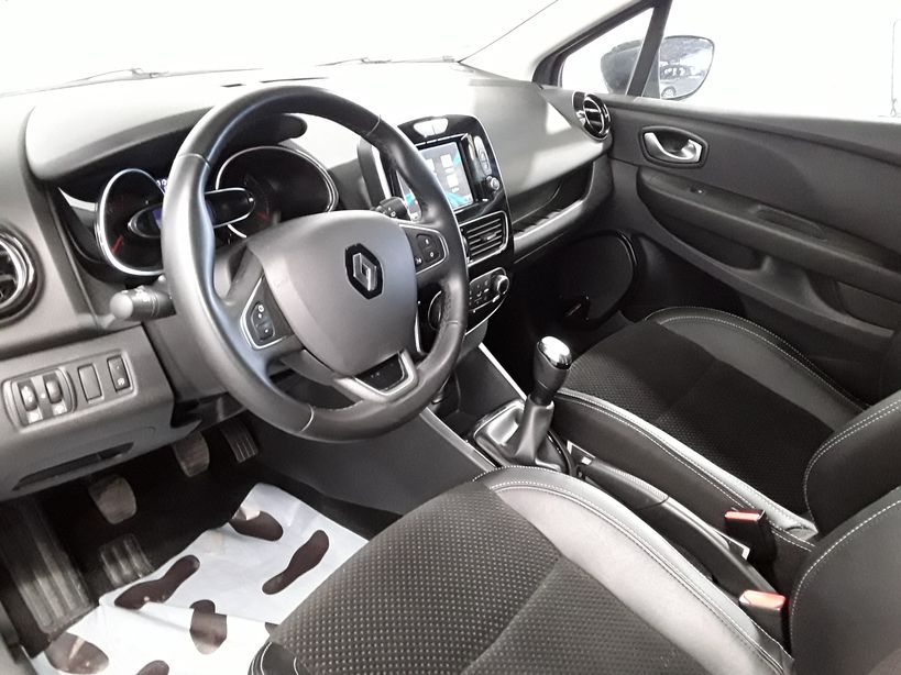 RENAULT CLIO IV 2018 - Photo n°17
