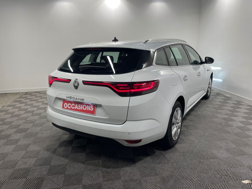RENAULT MEGANE IV ESTATE 2022 - Photo n°6