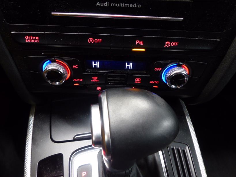 AUDI A4 2014 - Photo n°13