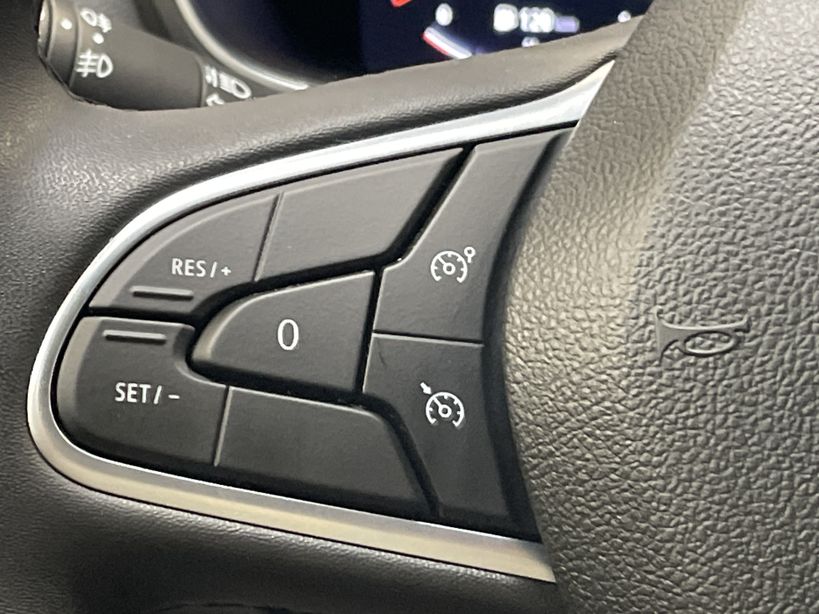 RENAULT MEGANE IV ESTATE 2022 - Photo n°27